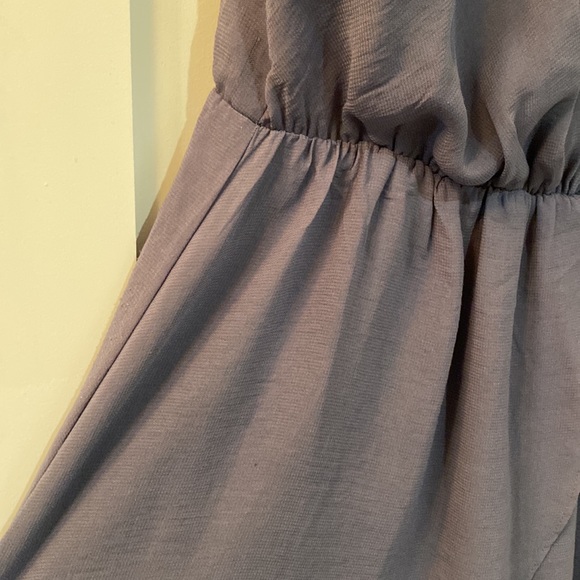 H&M flowy mini dress - Picture 2 of 5